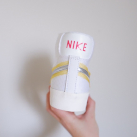 NIKE BLAZER MID 77 SNEAKERS - Picture 4 of 8